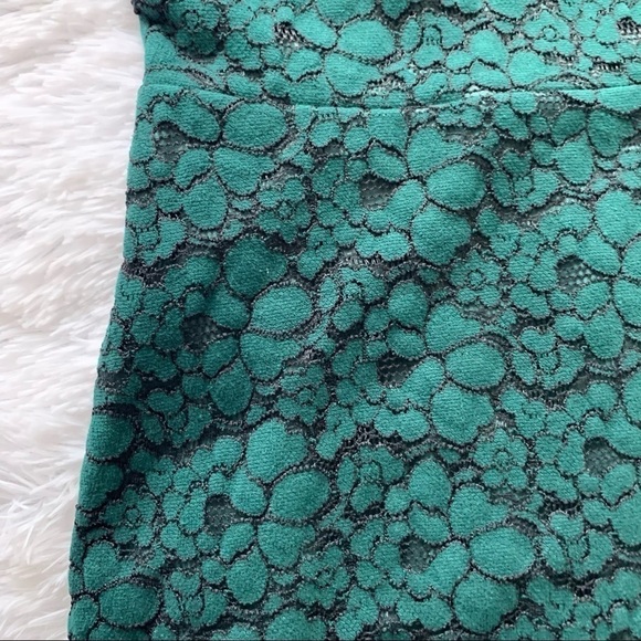 LARK & RO Deep Green Fit and Flare Crew Neck Sheath Stretch Lace Mini Dress - Picture 8 of 16